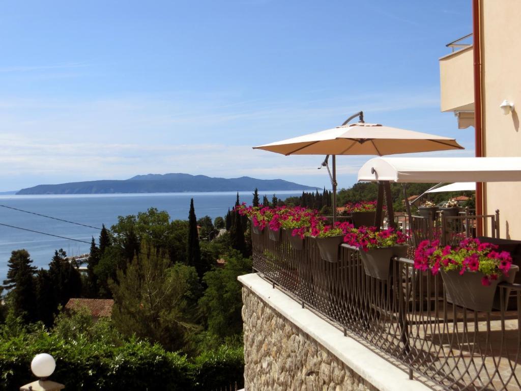 Villa Luppo Ičići Extérieur photo